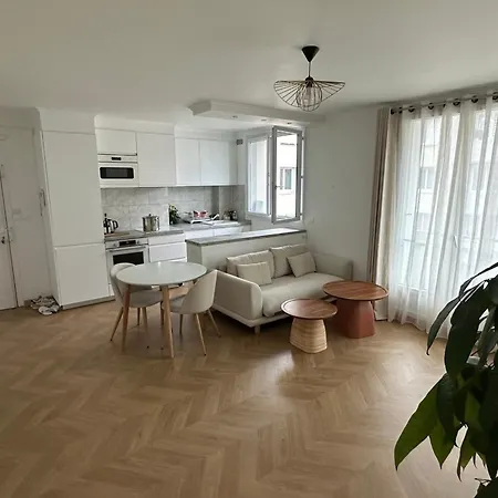 Apartmán 3-rooms With Balcony *