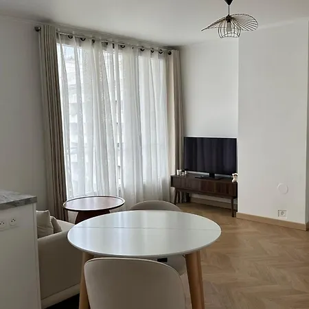 3-rooms With Balcony Apartmán Paříž